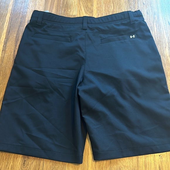 Under Armour black and navy golf short size large - Picture 6 of 7